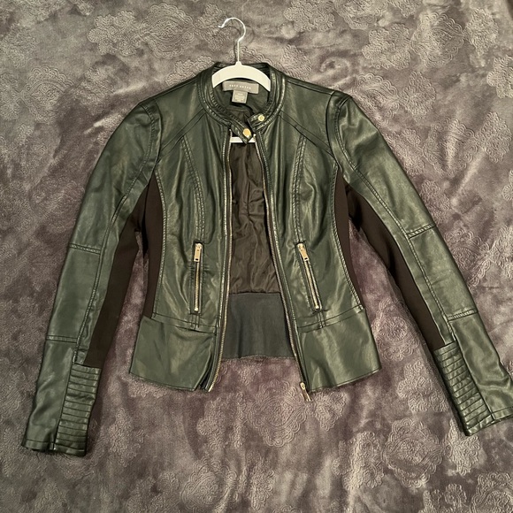 Leather jacket - Picture 3 of 3